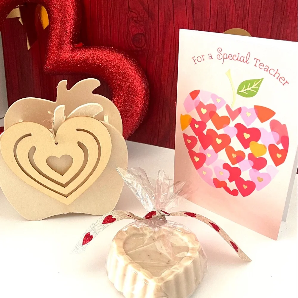 Valentine heart soap gift package for a Teacher. Card Included. - Picture 2 of 4